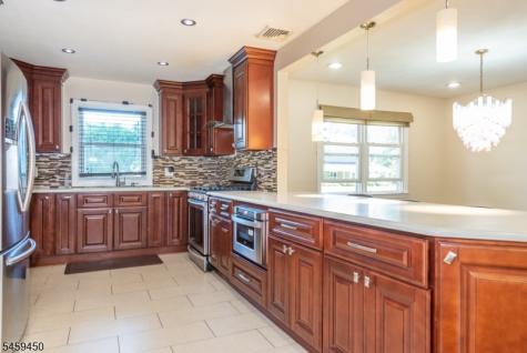 65 Daniels Drive Clifton NJ 07013