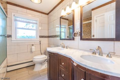 65 Daniels Drive Clifton NJ 07013