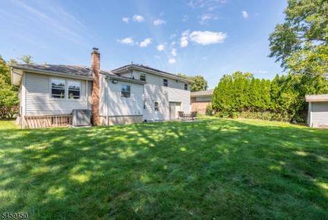 65 Daniels Drive Clifton NJ 07013
