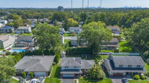 65 Daniels Drive Clifton NJ 07013