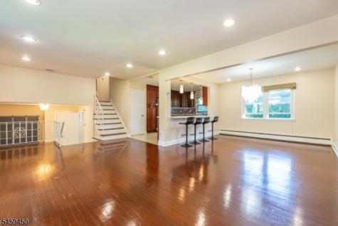 65 Daniels Drive Clifton NJ 07013