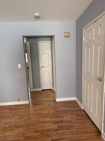 15 Cottage Street Midland Park NJ 07432