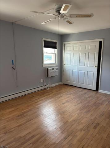 15 Cottage Street Midland Park NJ 07432