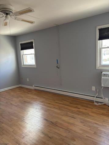 15 Cottage Street Midland Park NJ 07432