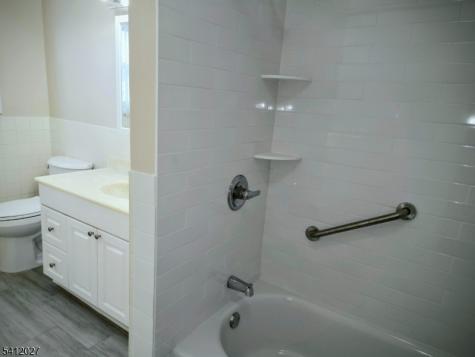 15 Cottage Street Midland Park NJ 07432