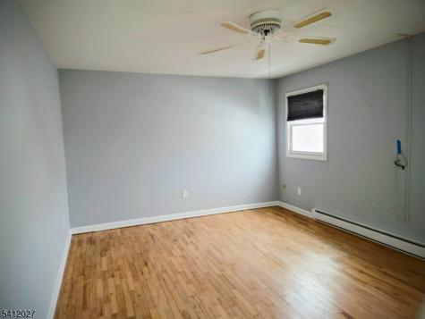15 Cottage Street Midland Park NJ 07432