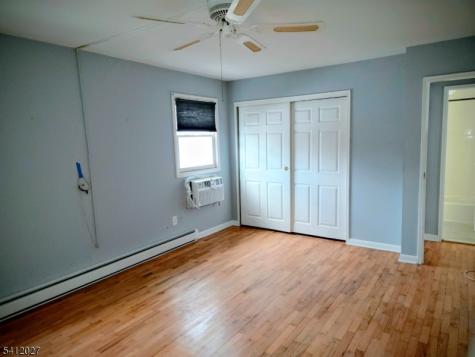 15 Cottage Street Midland Park NJ 07432