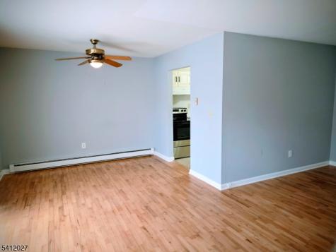 15 Cottage Street Midland Park NJ 07432