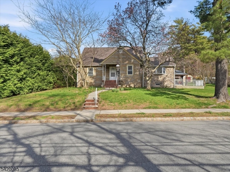 95 Sycamore Avenue Livingston NJ 07039