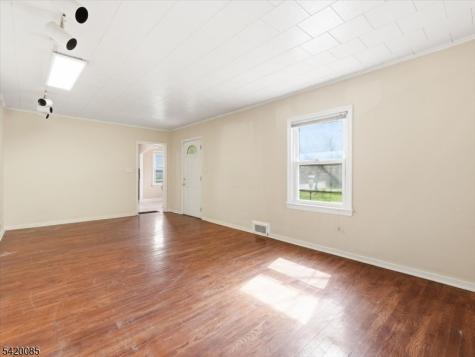 95 Sycamore Avenue Livingston NJ 07039