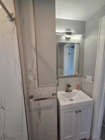 47 Edgar Street East Orange NJ 07018