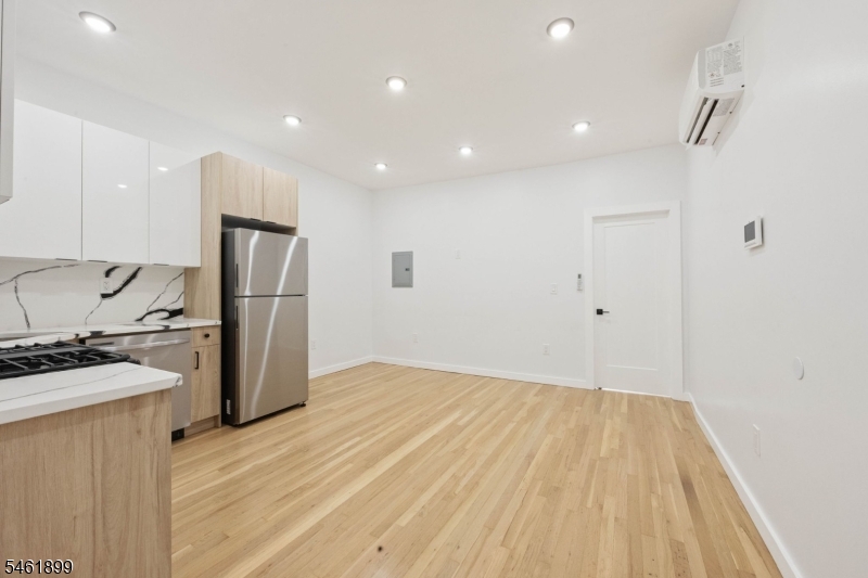 294 Hoboken Avenue Jersey City NJ 07306
