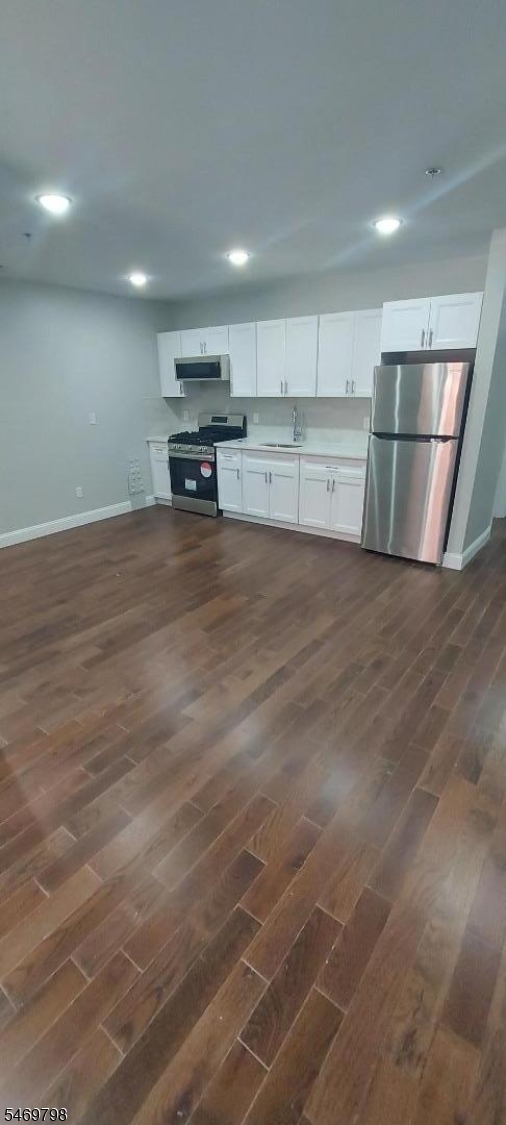 22 Market Street Paterson NJ 07501