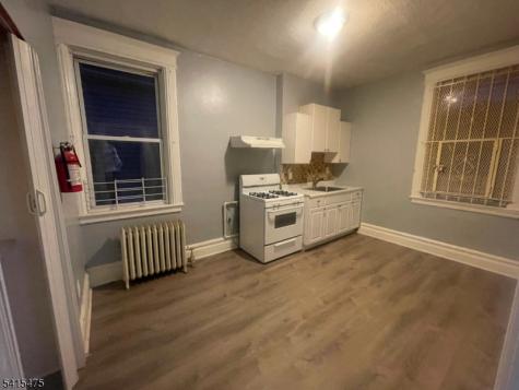 43 Mapes Avenue Newark NJ 07112
