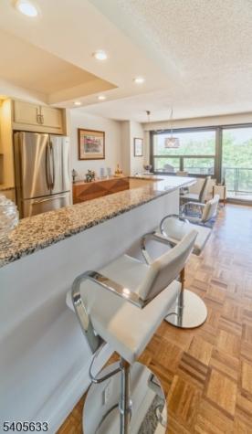 2 Claridge Drive 4fw Verona NJ 07044