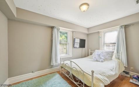 18 Duncan Street Millburn NJ 07041
