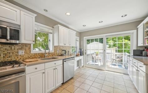 18 Duncan Street Millburn NJ 07041
