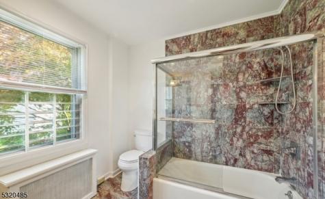 18 Duncan Street Millburn NJ 07041