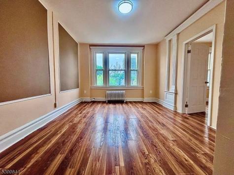 62 Cambridge East Orange NJ 07018