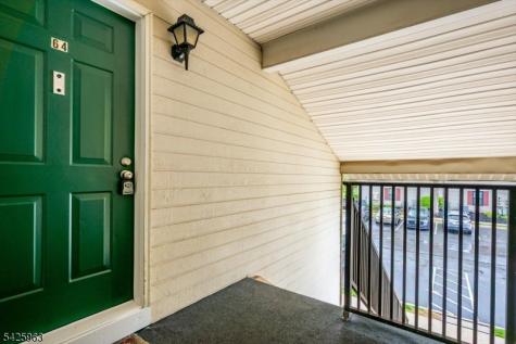 64 Taylor Drive Franklin NJ 08823