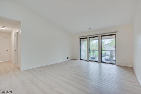64 Taylor Drive Franklin NJ 08823