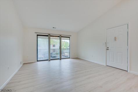 64 Taylor Drive Franklin NJ 08823
