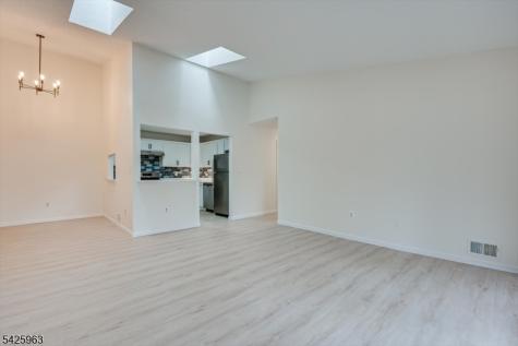 64 Taylor Drive Franklin NJ 08823