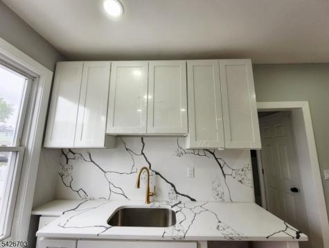 49 Union Place Irvington NJ 07111