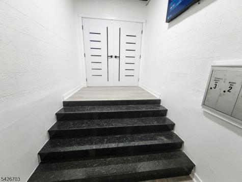 49 Union Place Irvington NJ 07111