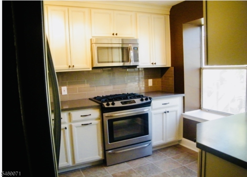 612 Deepdale Court Union NJ 07083
