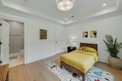 82 Watchung Avenue Montclair NJ 07043