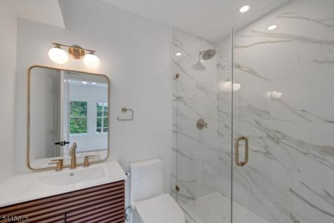 20 Lexington Avenue Montclair NJ 07042