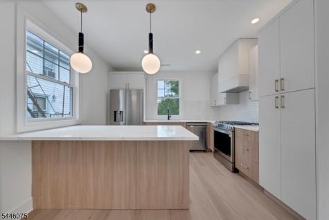 20 Lexington Avenue Montclair NJ 07042