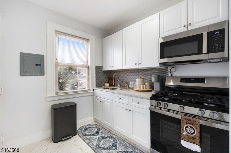 21 Huntington Terrace Newark NJ 07112