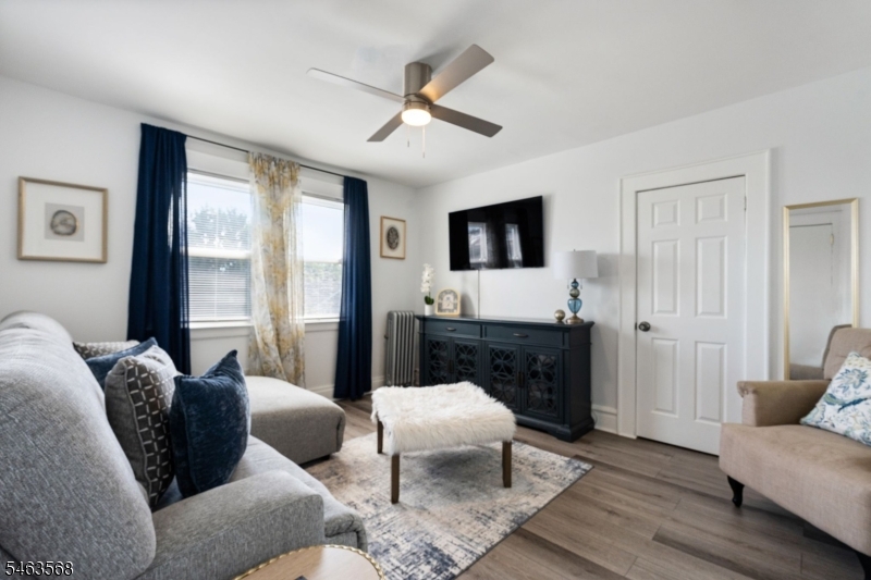 21 Huntington Terrace Newark NJ 07112