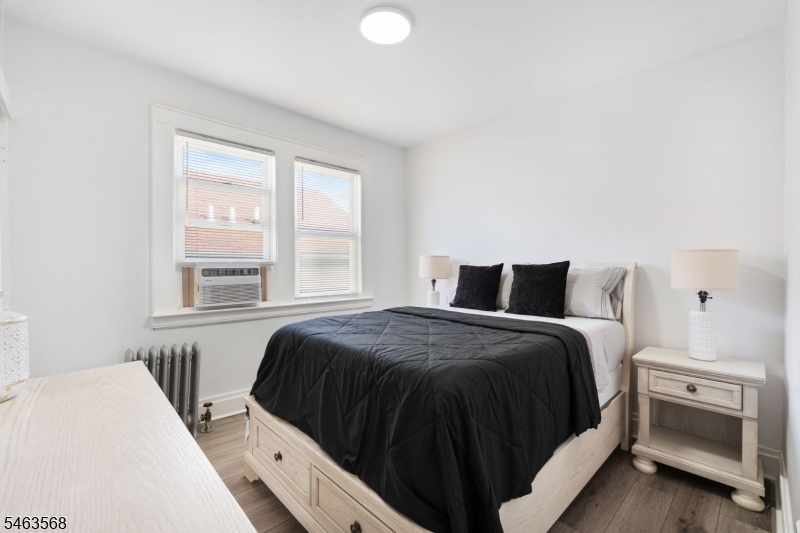 21 Huntington Terrace Newark NJ 07112