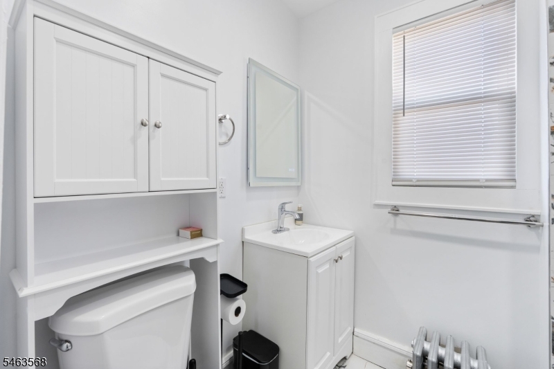 21 Huntington Terrace Newark NJ 07112