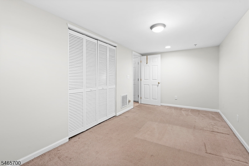 74 Mountainside Drive Pompton Lakes NJ 07442