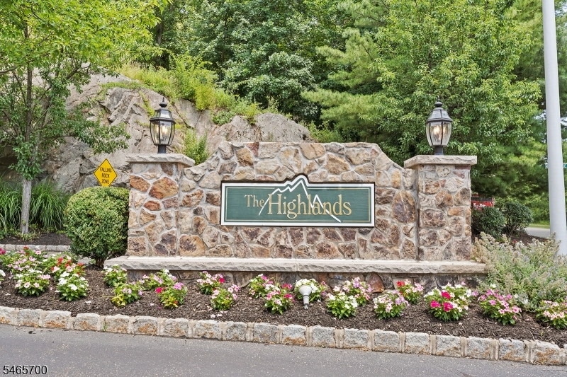 74 Mountainside Drive Pompton Lakes NJ 07442