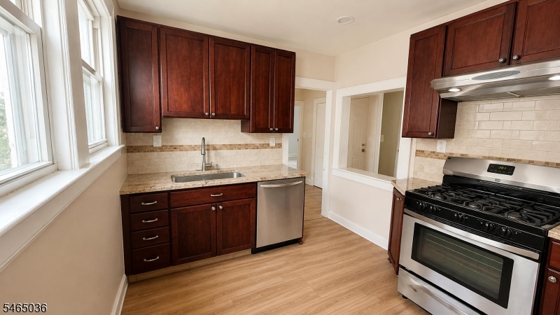 9 Lakewood Terrace Bloomfield NJ 07003