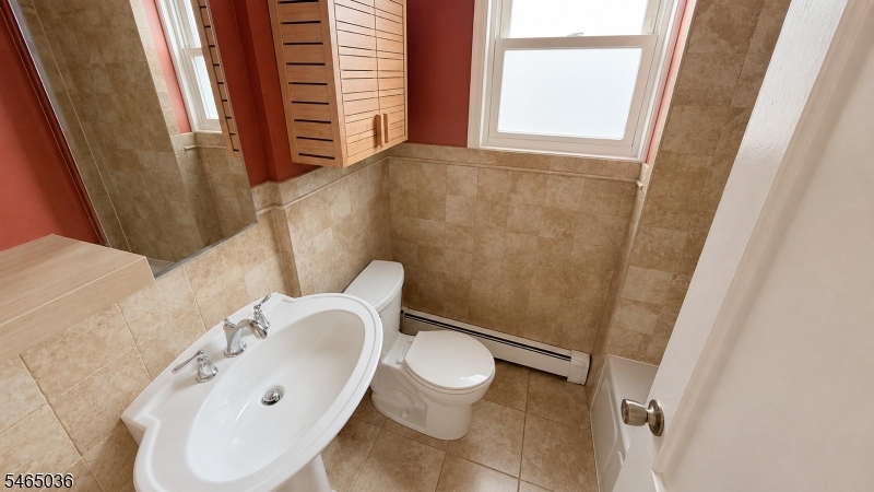 9 Lakewood Terrace Bloomfield NJ 07003
