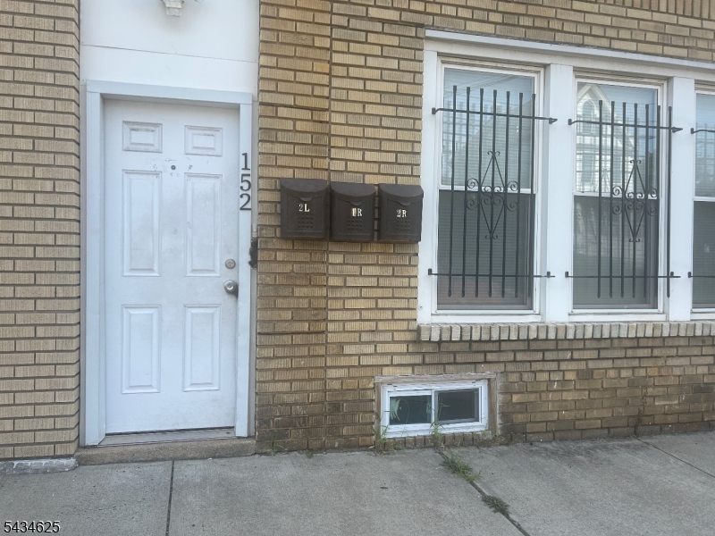 150 Stuyvesant Avenue Newark NJ 07106