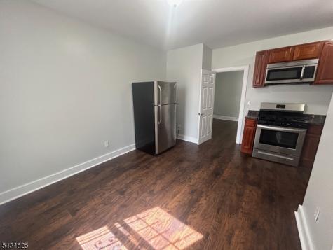 150 Stuyvesant Avenue Newark NJ 07106