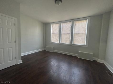 150 Stuyvesant Avenue Newark NJ 07106