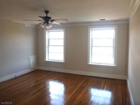 9 Vernon Avenue Newark NJ 07108