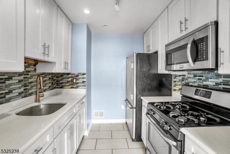 100 Callahan Court Newark NJ 07103