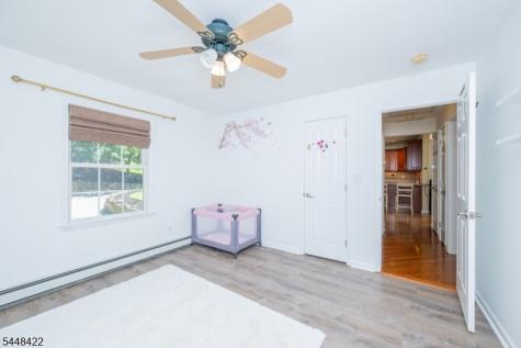 38 Oneida Avenue Hopatcong NJ 07843
