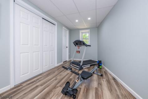 38 Oneida Avenue Hopatcong NJ 07843