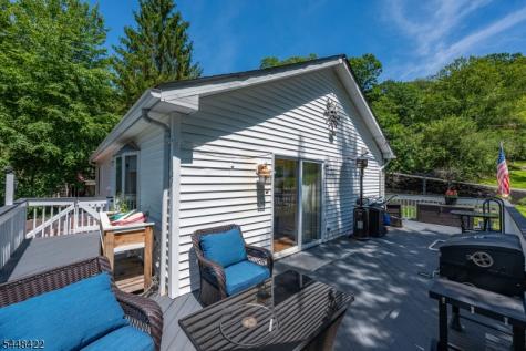 38 Oneida Avenue Hopatcong NJ 07843