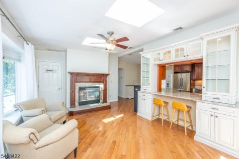 38 Oneida Avenue Hopatcong NJ 07843